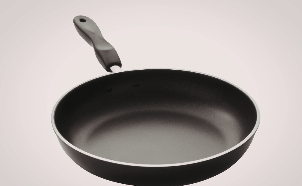 scratch resistant nonstick frying pan